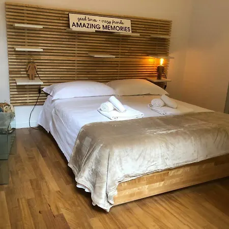 Roma-ntic Spanish Steps Apartment *